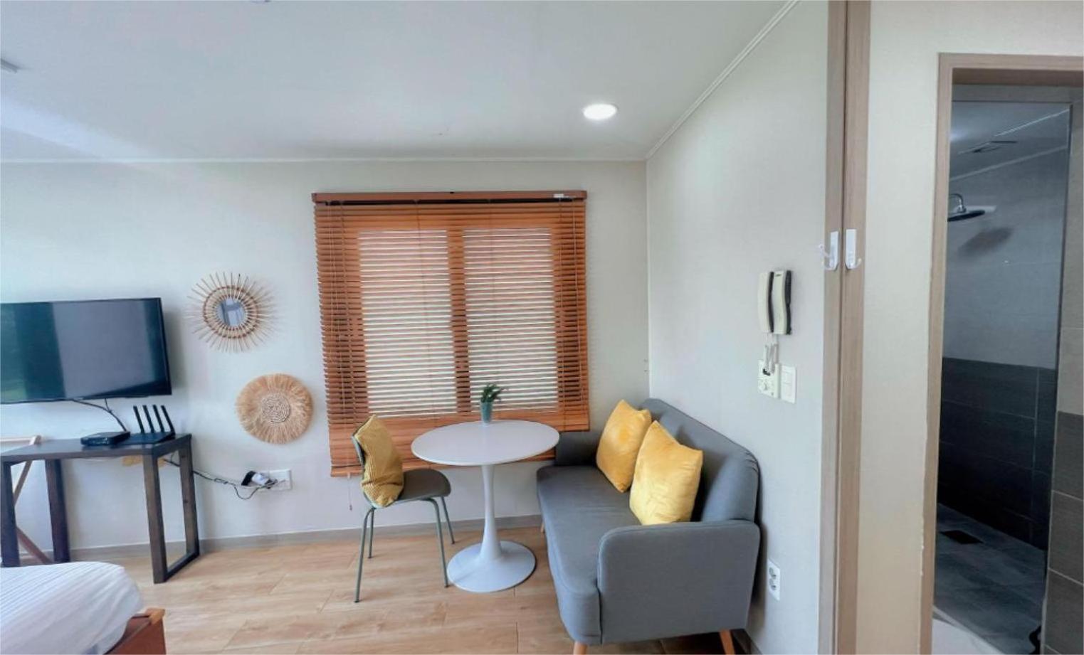 Living In Jeju Island Exterior foto